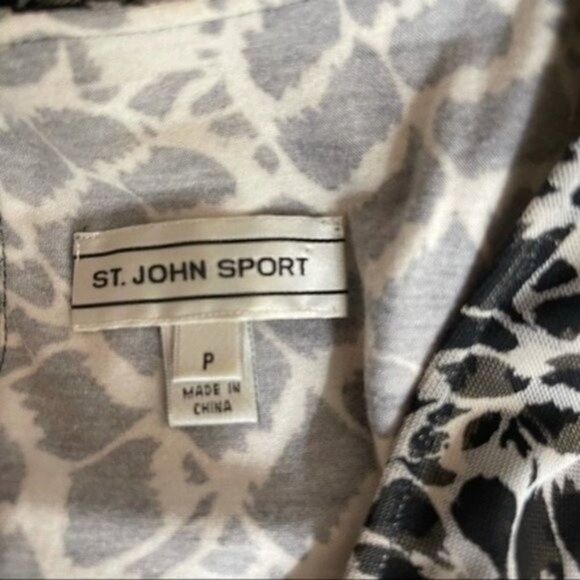 St John Sports sleeveless stretchy Dress black XSP BoxC feels light and fresh - Picture 2 of 5